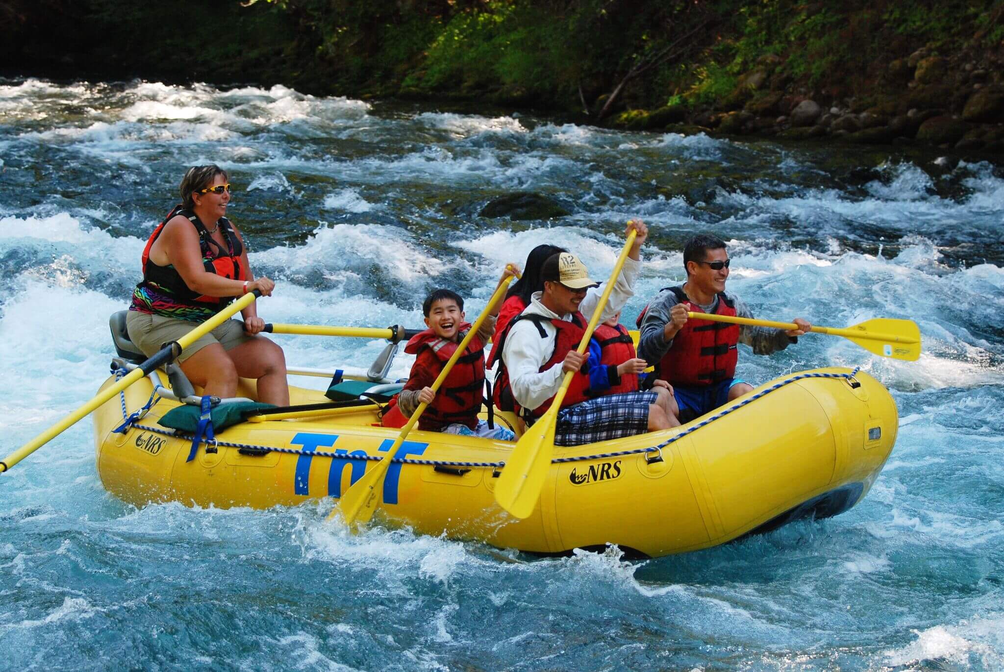 mckenzie-river-rafting-oregon-fishing mckenzie-river-rafting-oregon-fishing